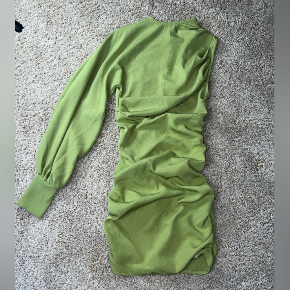 PrettyLittleThing Green One Shoulder Dress